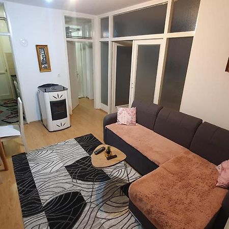 Apartman Dina Bihać Esterno foto